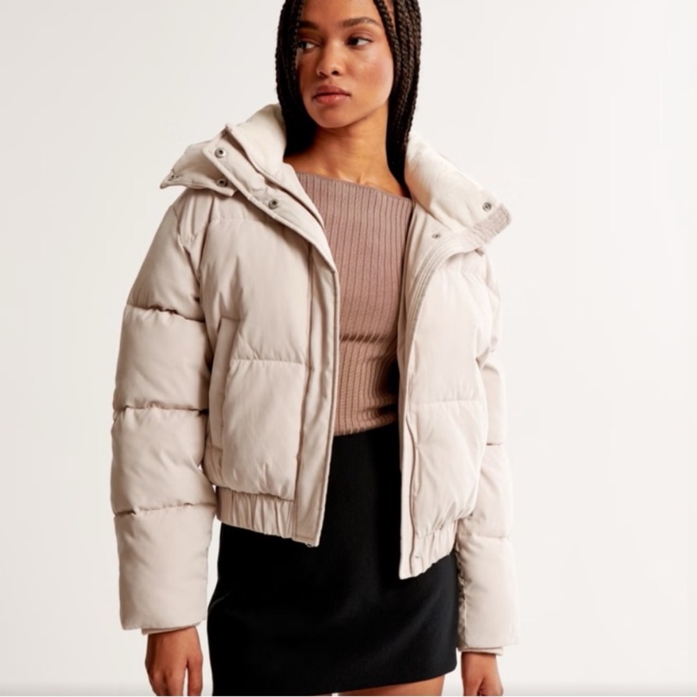 Abercrombie & Fitch Cream Mini Ultra Puffer Jacket (Cream)